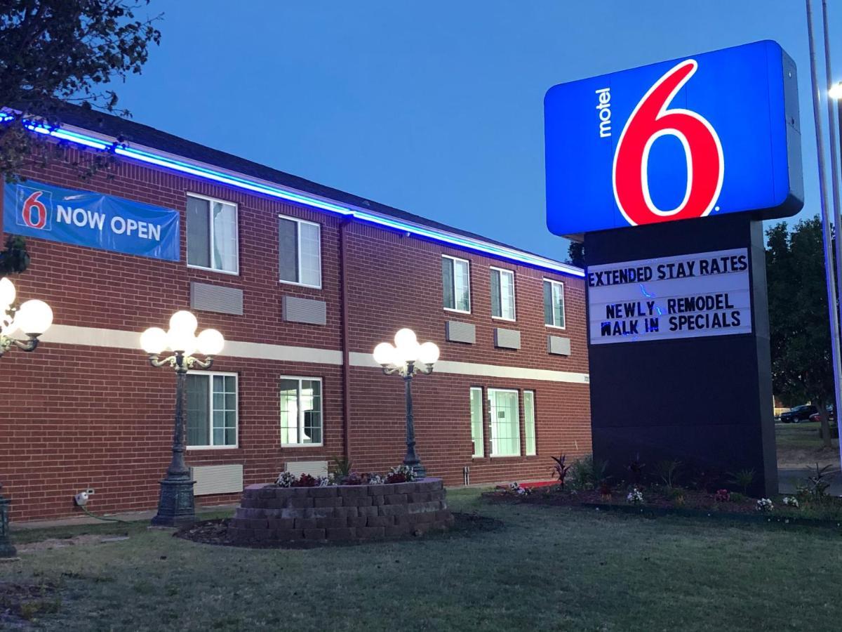Motel 6 Tulsa, Ok - Central Esterno foto