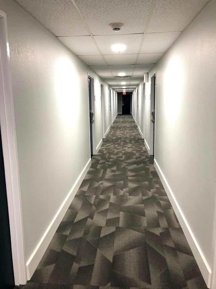 Motel 6 Tulsa, Ok - Central Esterno foto