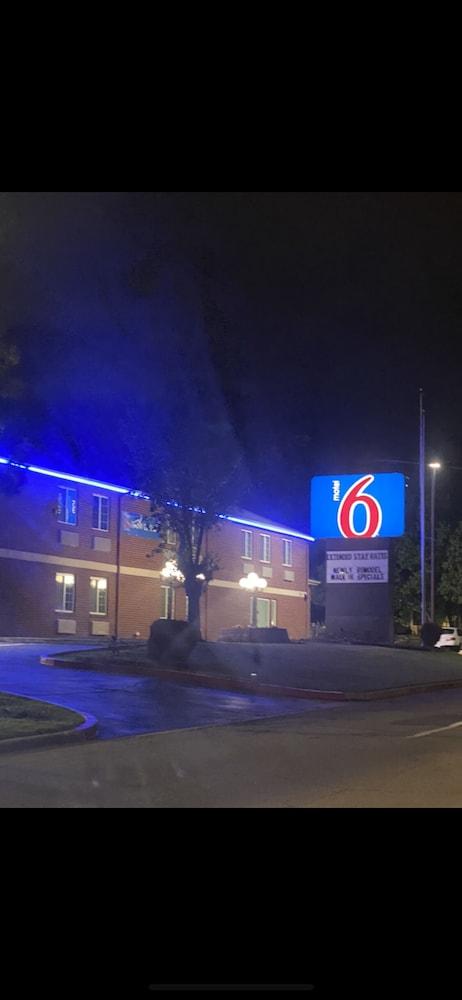 Motel 6 Tulsa, Ok - Central Esterno foto